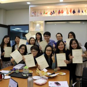 CAB893D2F212F4EEE25B39D24349B7EA